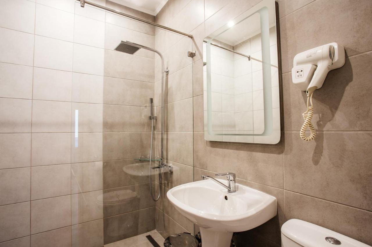 Discovery Hotel Lviv Luaran gambar